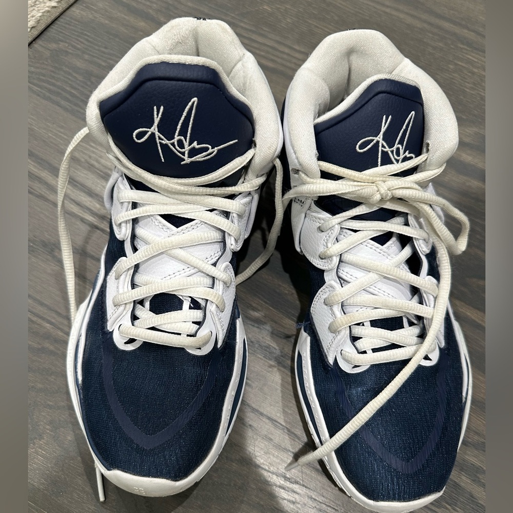Nike Kevin Durant Basketball Sneakers US Size 8 - Great Condition. Unisex Colors